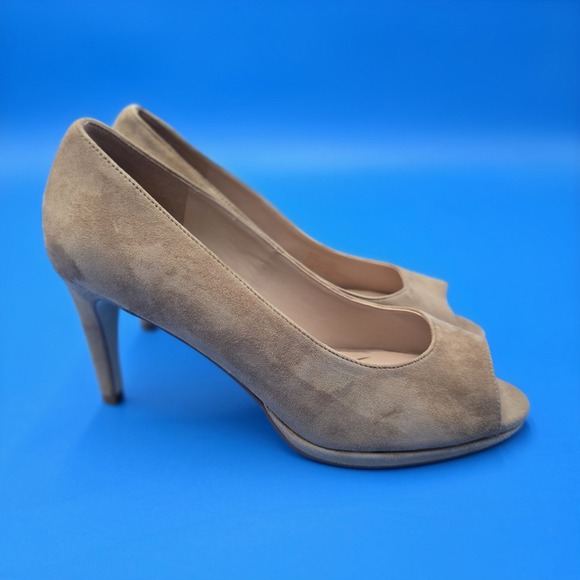 Cole Haan Shoes 8.5 B‎ Drado  Peep Toe Suede Pumps EUC Beige - Picture 1 of 9